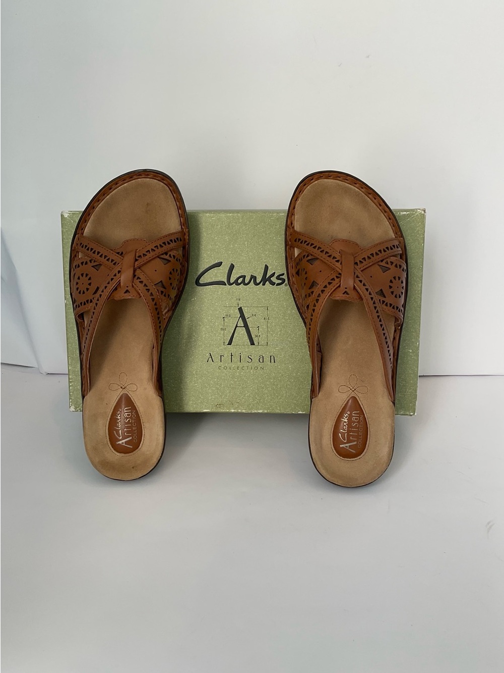 Clarks Artisan Collection Honey Firefly Tan Brown Leather Slide Sandals